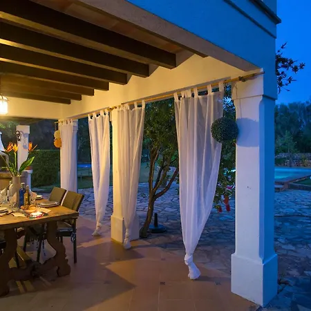 Puput By Vintage Travel ポレンサ