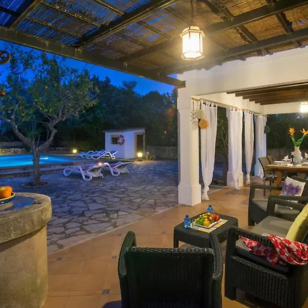 Villa Can Puput By Vintage Travel